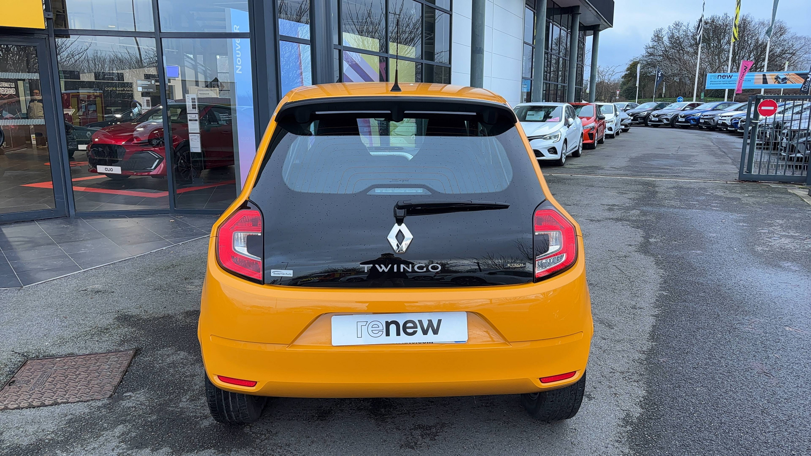 Vente en ligne Renault Twingo Electrique Twingo III E-Tech au prix de 11 990 €