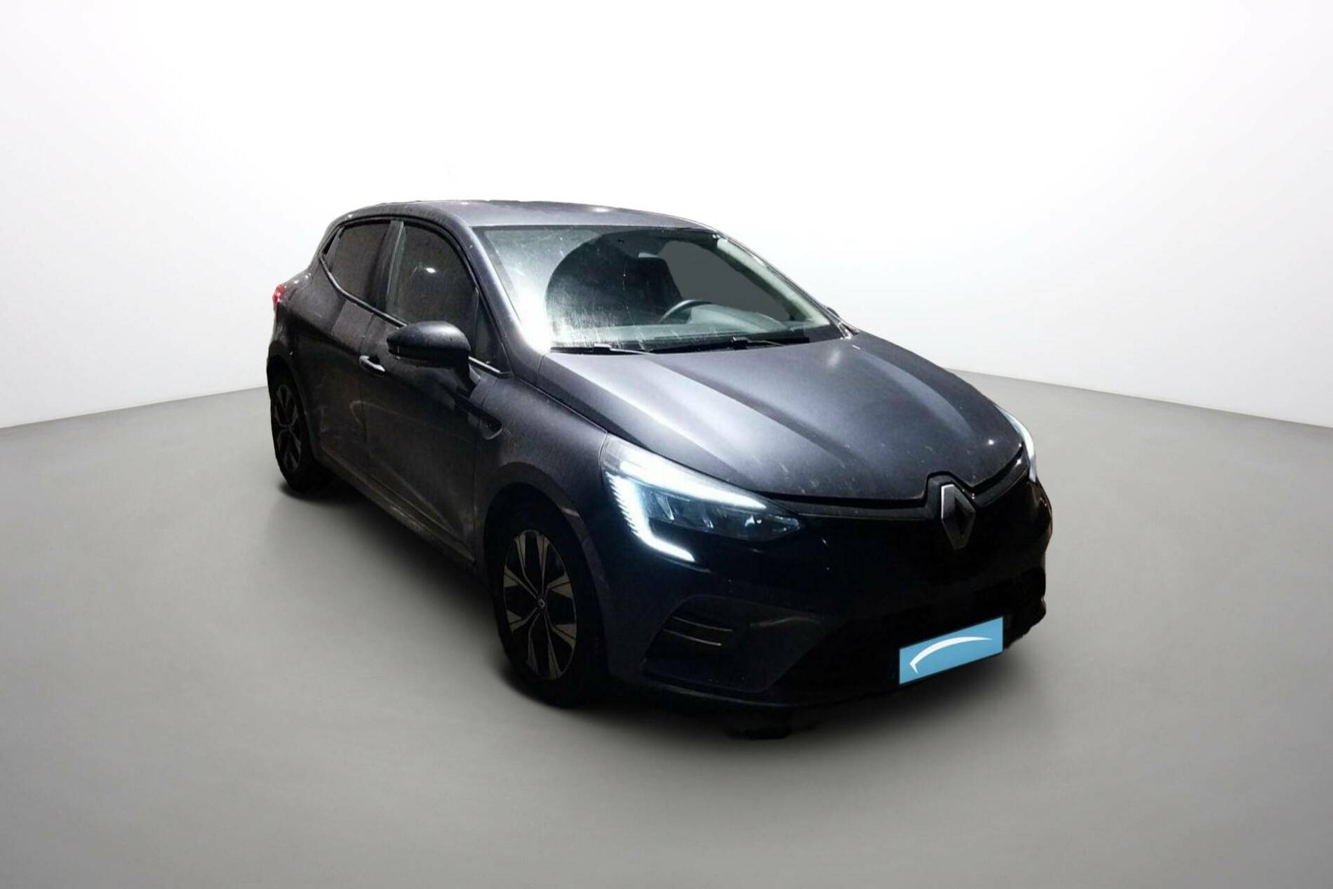 Vente en ligne Renault Clio 5 Clio E-Tech full hybrid 145 au prix de 16 990 €