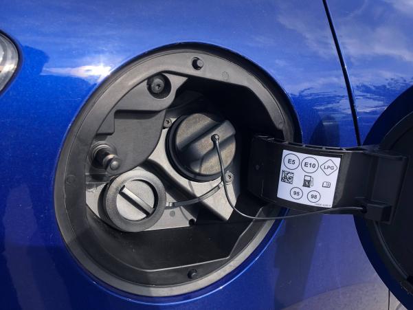 Vente en ligne Renault Clio 5 Clio Eco-G 100 GSR2 au prix de 16 290 €