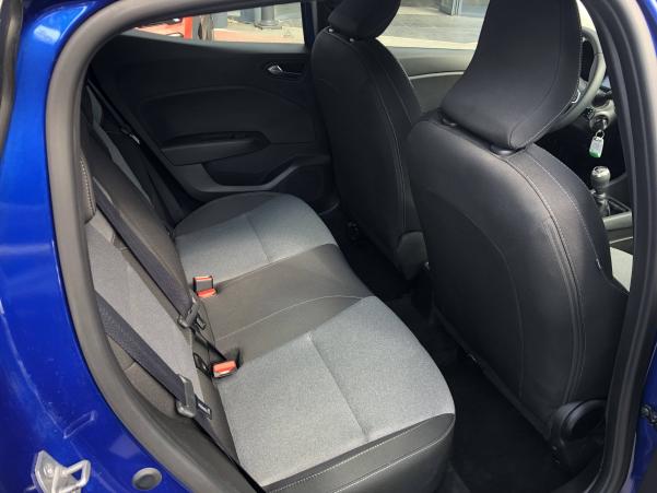 Vente en ligne Renault Clio 5 Clio Eco-G 100 GSR2 au prix de 16 290 €