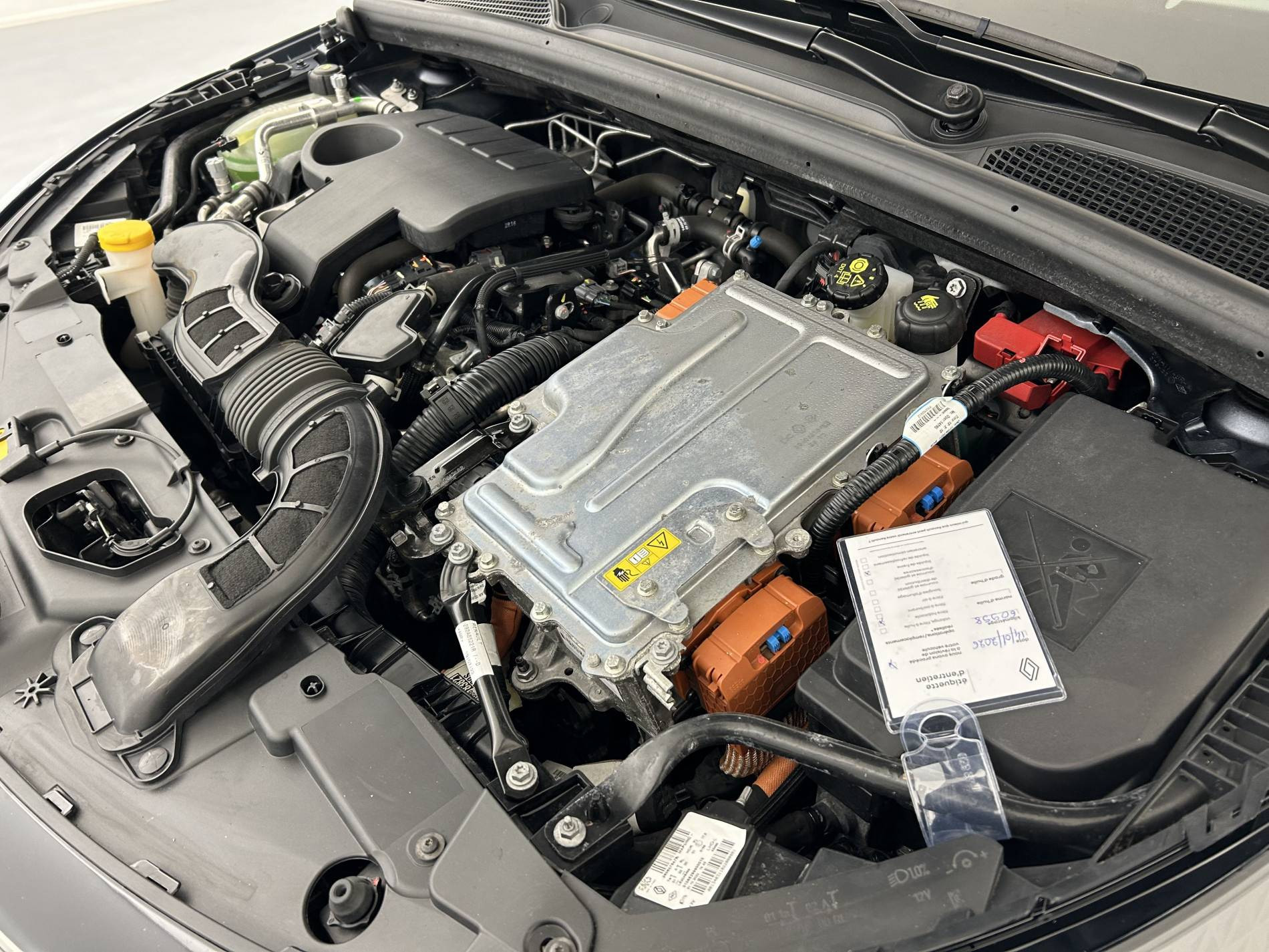 Vente en ligne Renault Clio 5 Clio E-Tech full hybrid 145 au prix de 16 990 €