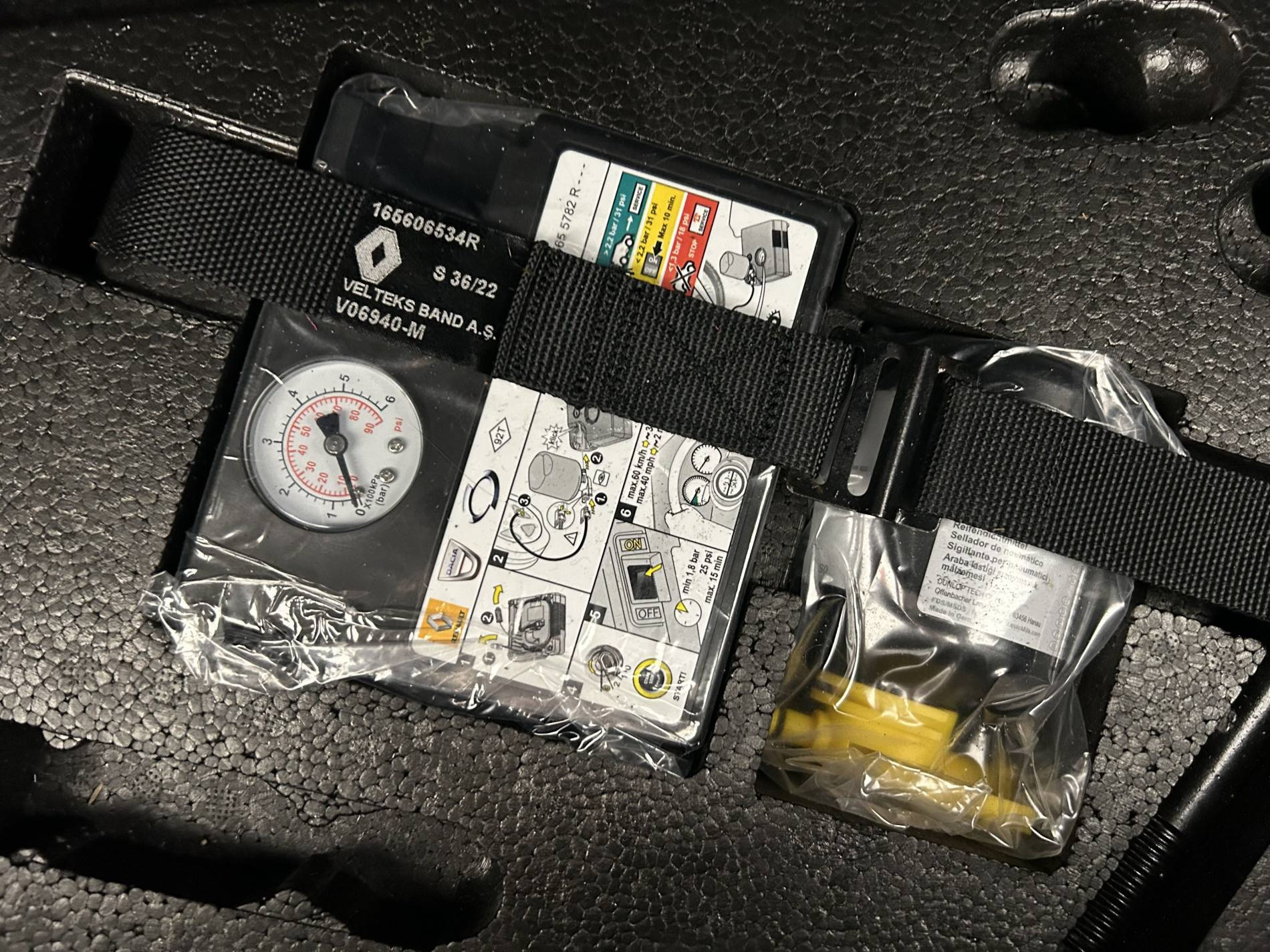 Vente en ligne Renault Clio 5 Clio E-Tech full hybrid 145 au prix de 16 990 €