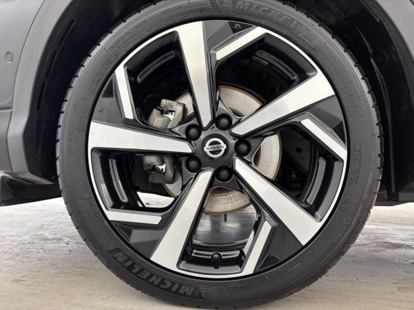 Vente en ligne Nissan Qashqai  1.3 DIG-T 160 DCT au prix de 18 990 €