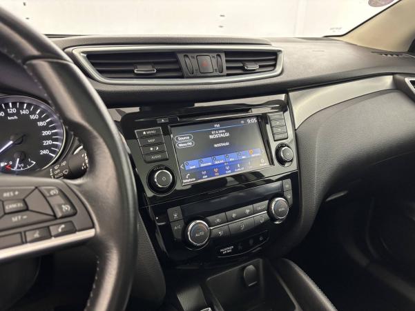 Vente en ligne Nissan Qashqai  1.3 DIG-T 160 DCT au prix de 18 990 €