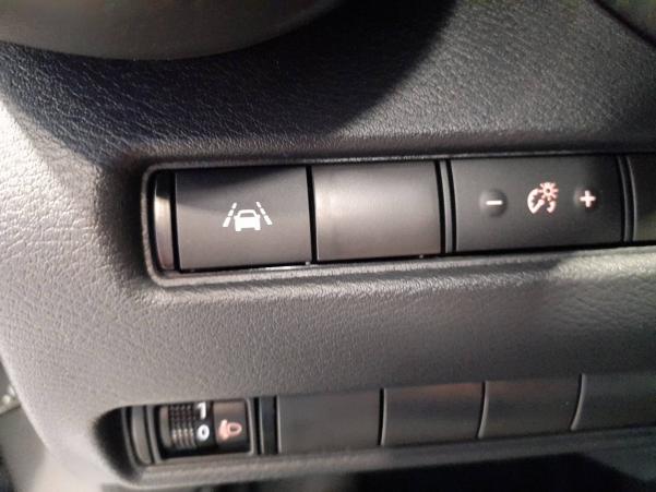 Vente en ligne Nissan Juke Juke HYBRID 143 au prix de 22 990 €