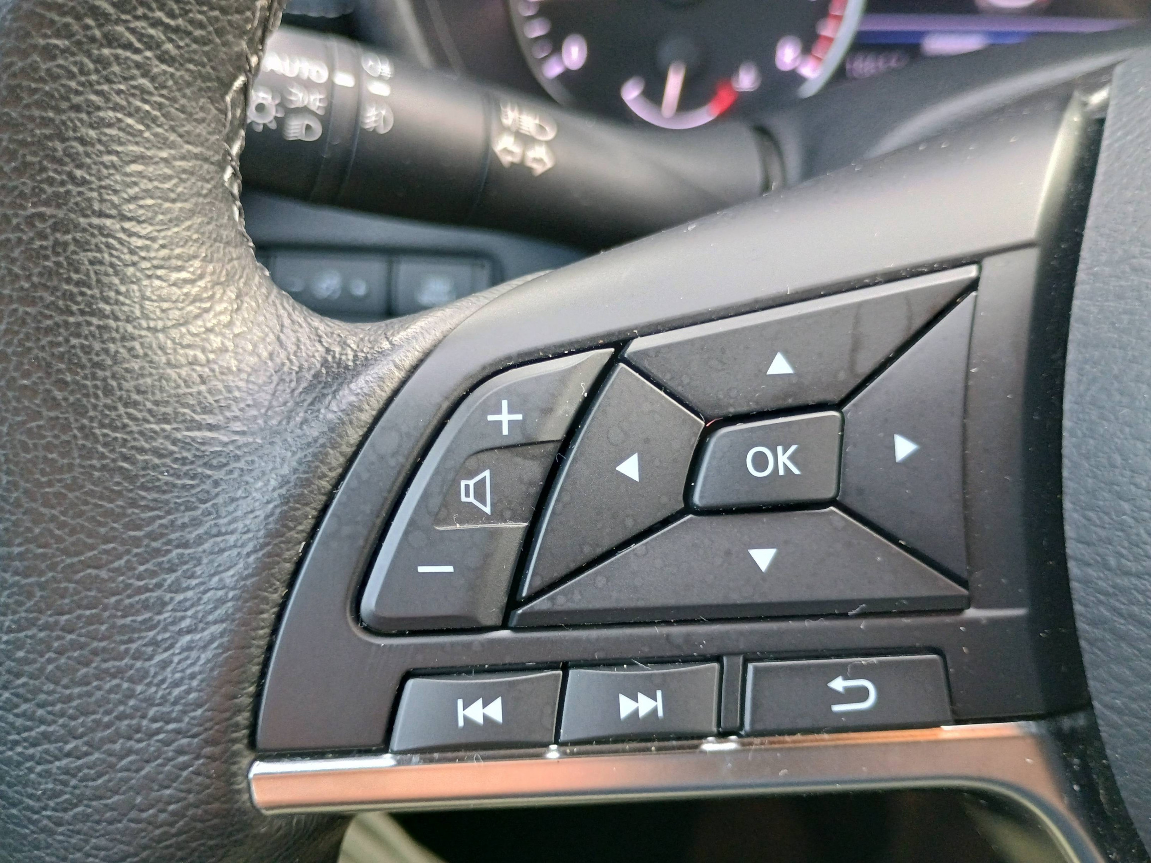 Vente en ligne Nissan Juke Juke DIG-T 114 au prix de 17 900 €