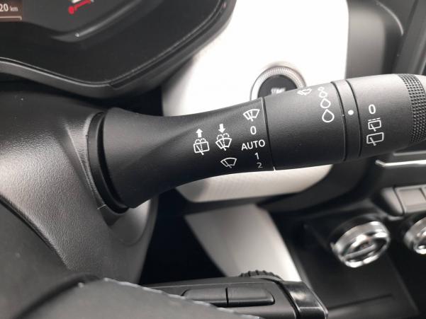 Vente en ligne Renault Clio 5 Clio TCe 90 - 21N au prix de 14 990 €
