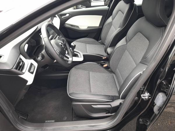 Vente en ligne Renault Clio 5 Clio TCe 90 - 21N au prix de 14 990 €