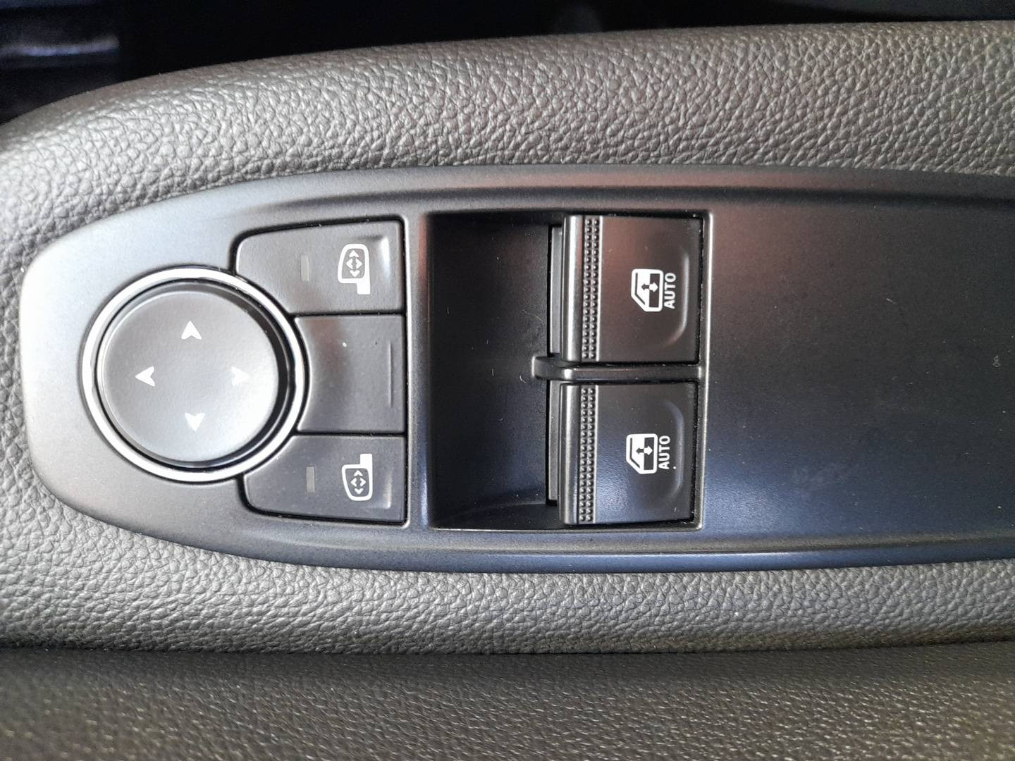 Vente en ligne Renault Clio 5 Clio Blue dCi 100 - 21N au prix de 13 990 €