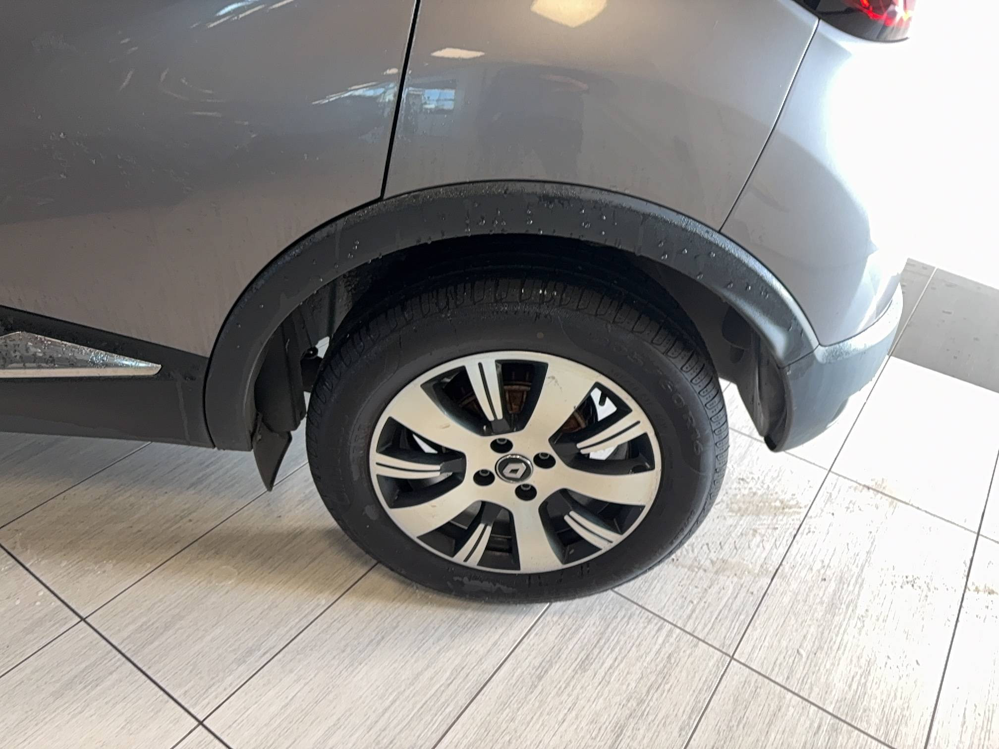 Vente en ligne Renault Captur  dCi 90 au prix de 13 990 €