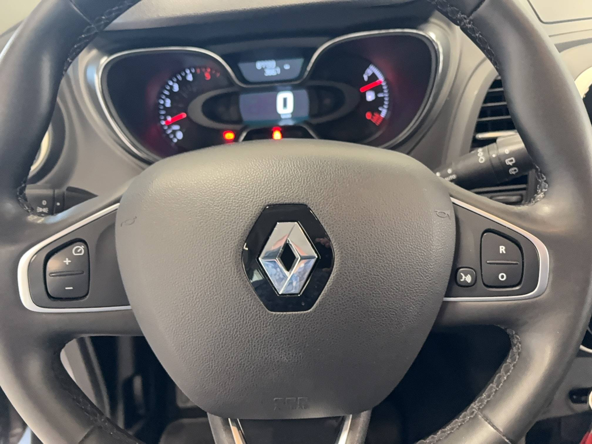 Vente en ligne Renault Captur  dCi 90 au prix de 13 990 €