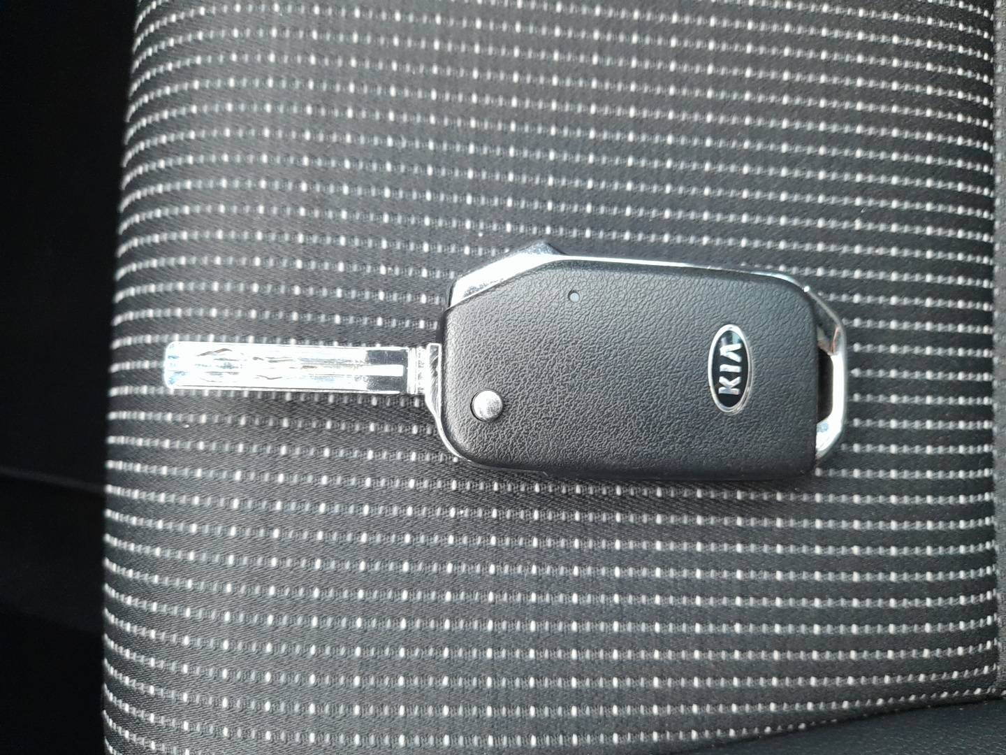 Vente en ligne Kia Sportage  1.6 CRDi 136ch MHEV ISG DCT7 4x2 au prix de 21 990 €