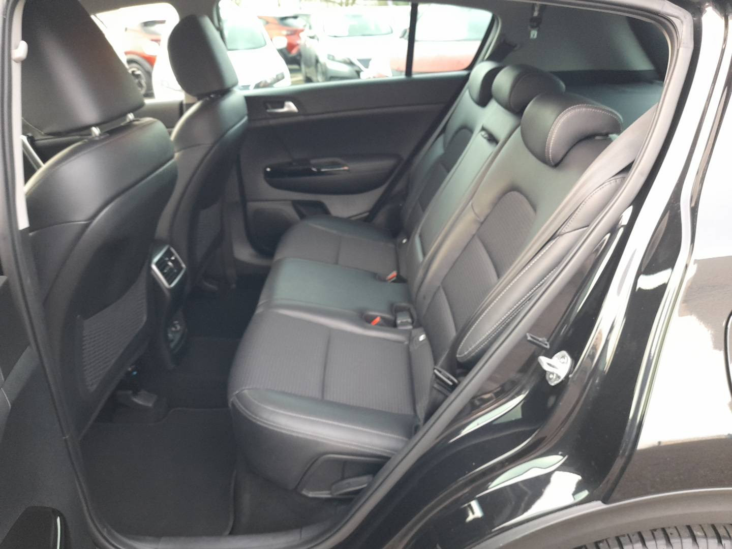 Vente en ligne Kia Sportage  1.6 CRDi 136ch MHEV ISG DCT7 4x2 au prix de 21 990 €