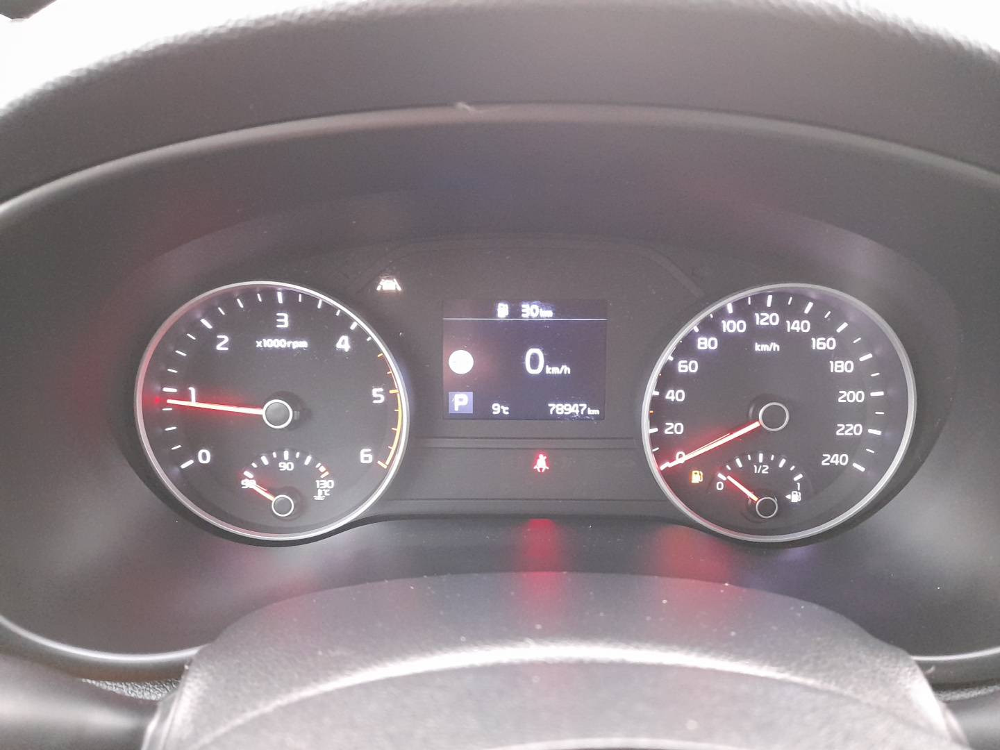 Vente en ligne Kia Sportage  1.6 CRDi 136ch MHEV ISG DCT7 4x2 au prix de 21 990 €