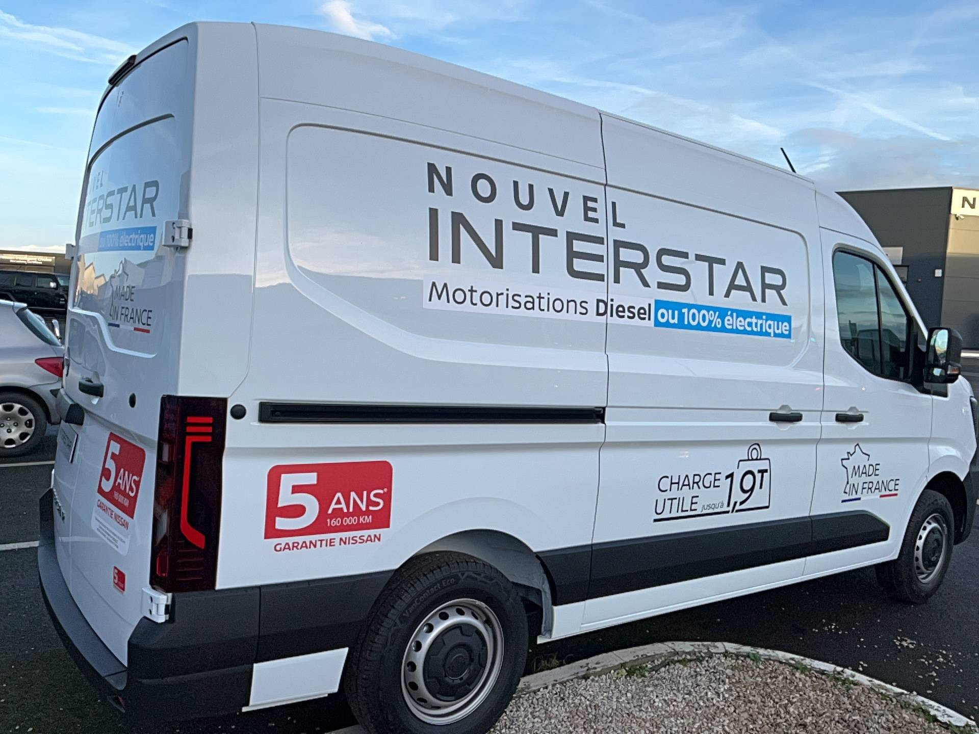 Vente en ligne Nissan Interstar  3T3 L2H2 2.0 DCI 130 au prix de 45 240 €