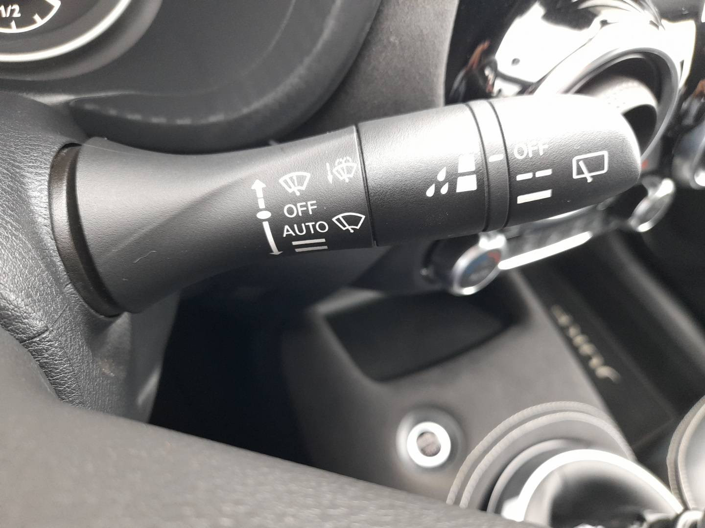 Vente en ligne Nissan Juke Juke DIG-T 114 au prix de 16 990 €