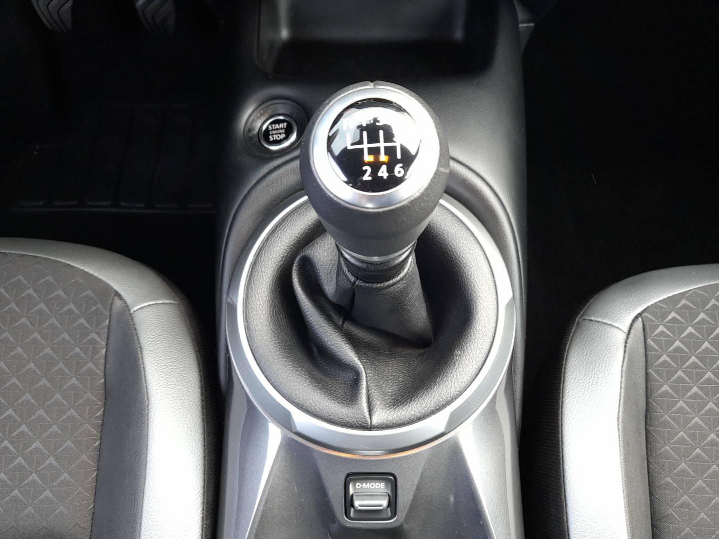 Vente en ligne Nissan Juke Juke DIG-T 114 au prix de 17 990 €