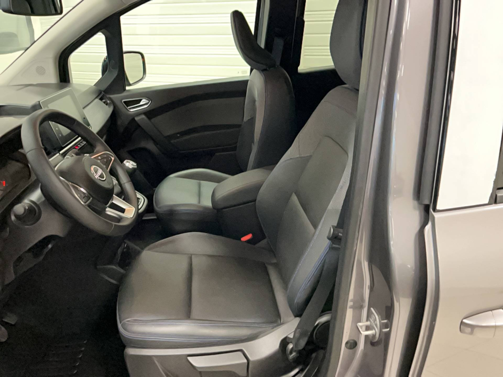 Vente en ligne Nissan Townstar Combi  L1 TCE 130 BVM GSR2b au prix de 27 700 €