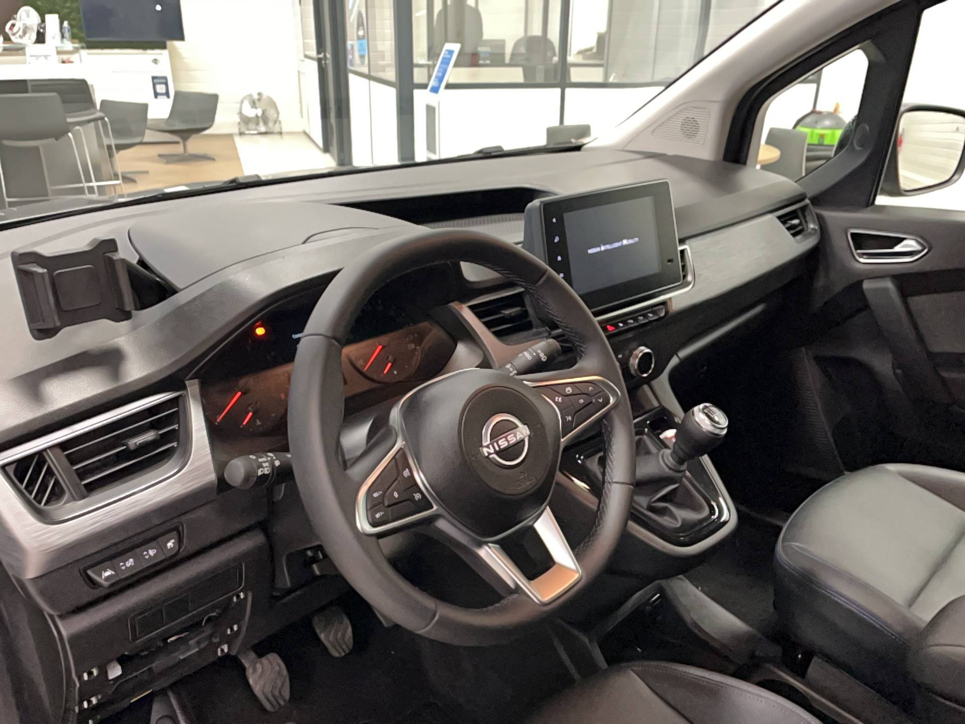 Vente en ligne Nissan Townstar Combi  L1 TCE 130 BVM GSR2b au prix de 27 700 €