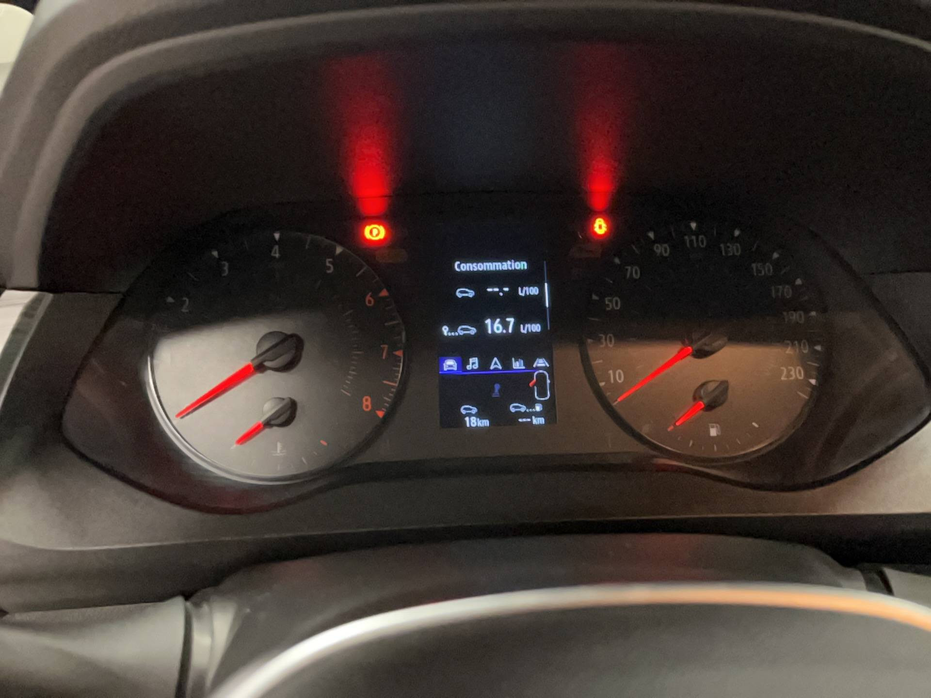 Vente en ligne Nissan Townstar Combi  L1 TCE 130 BVM GSR2b au prix de 27 700 €