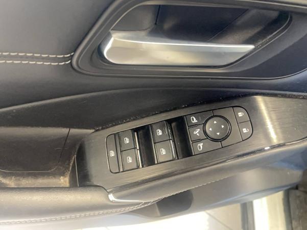 Vente en ligne Nissan Qashqai  Mild Hybrid 158 ch Xtronic au prix de 22 990 €