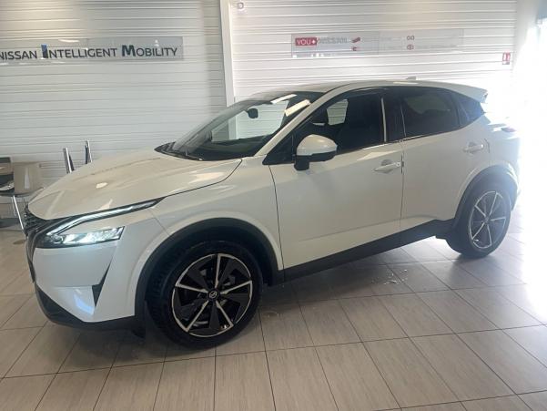 Vente en ligne Nissan Qashqai  Mild Hybrid 158 ch Xtronic au prix de 22 990 €