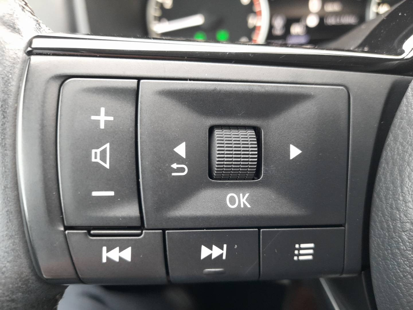 Vente en ligne Nissan Qashqai  MILD HYB 140 CH  au prix de 21 490 €