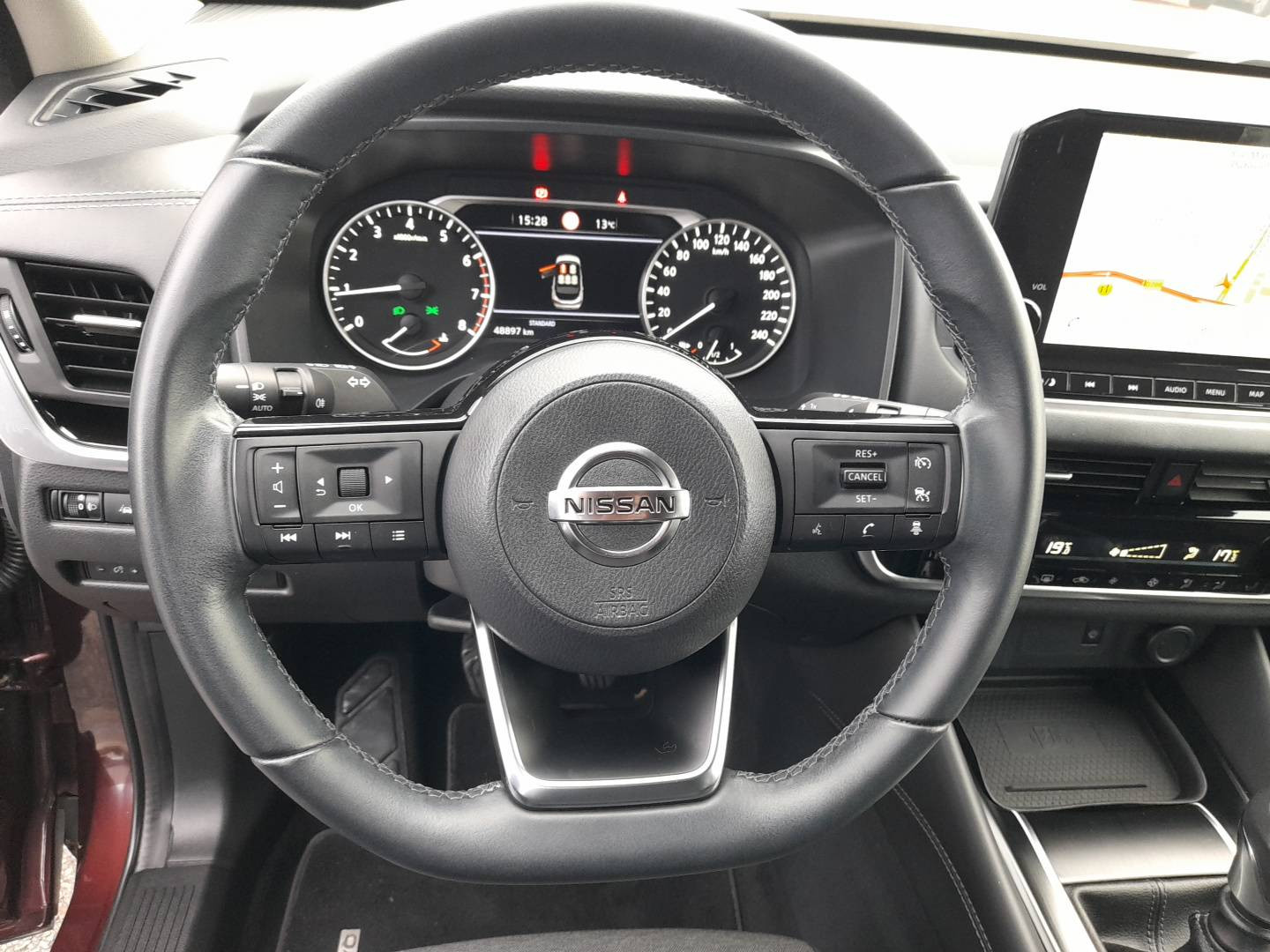 Vente en ligne Nissan Qashqai  MILD HYB 140 CH  au prix de 21 490 €