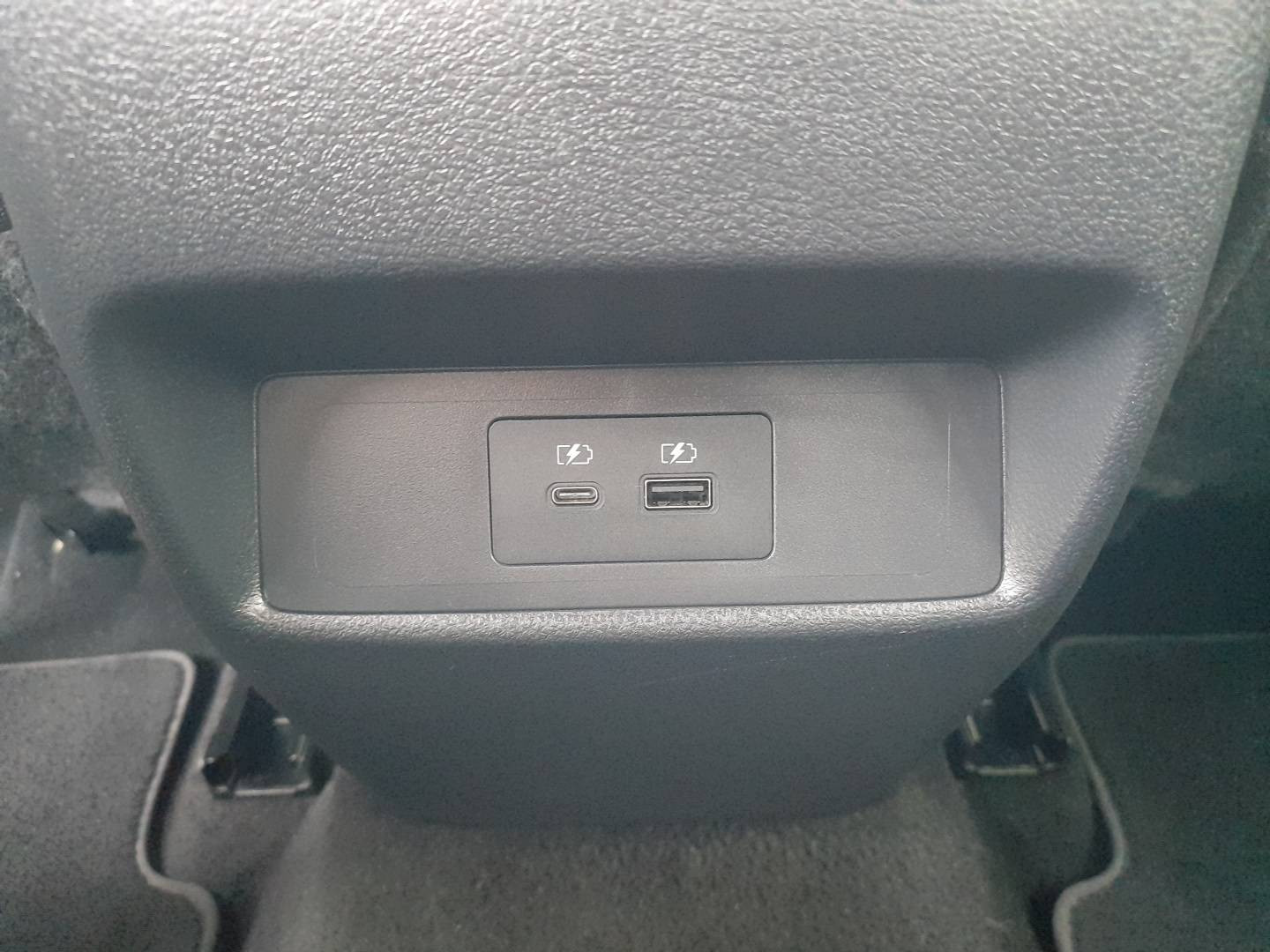 Vente en ligne Nissan Qashqai  MILD HYB 140 CH  au prix de 21 490 €