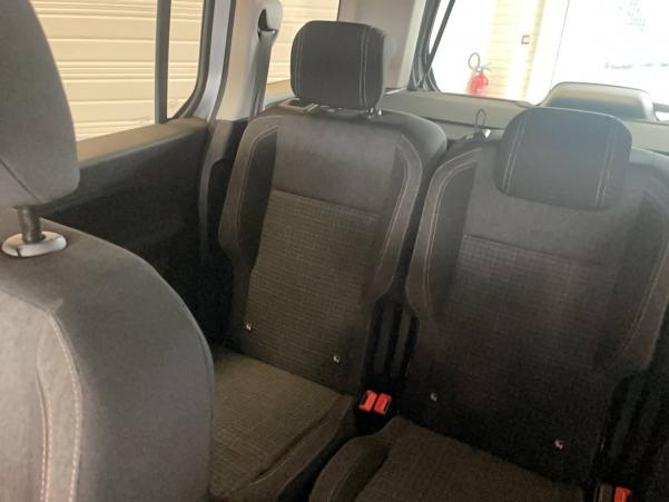 Vente en ligne Peugeot e-Rifter Rifter Standard e136ch 5pl au prix de 21 990 €