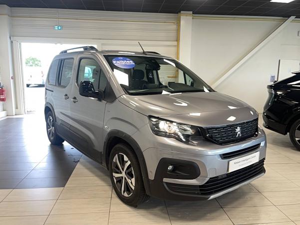 Vente en ligne Peugeot e-Rifter Rifter Standard e136ch 5pl au prix de 21 990 €