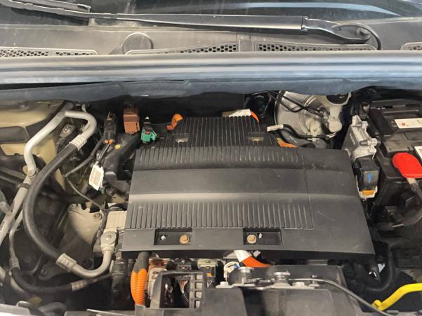 Vente en ligne Peugeot e-Rifter Rifter Standard e136ch 5pl au prix de 21 990 €