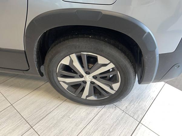 Vente en ligne Peugeot e-Rifter Rifter Standard e136ch 5pl au prix de 21 990 €