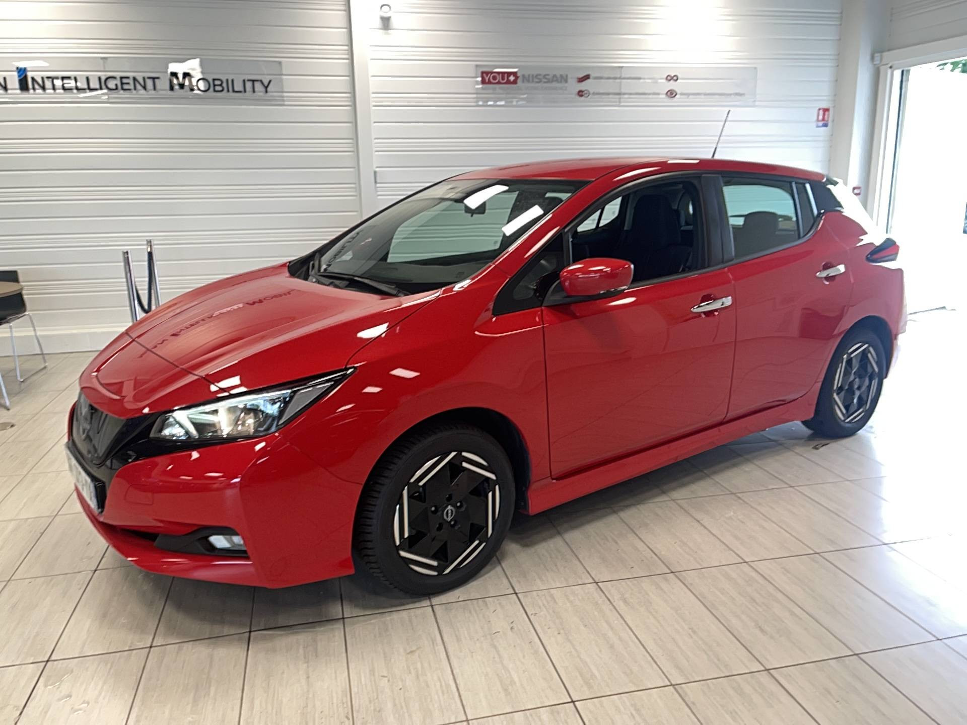 Nissan Leaf  Electrique 40kWh occasion de 2022 en vente à Quimper