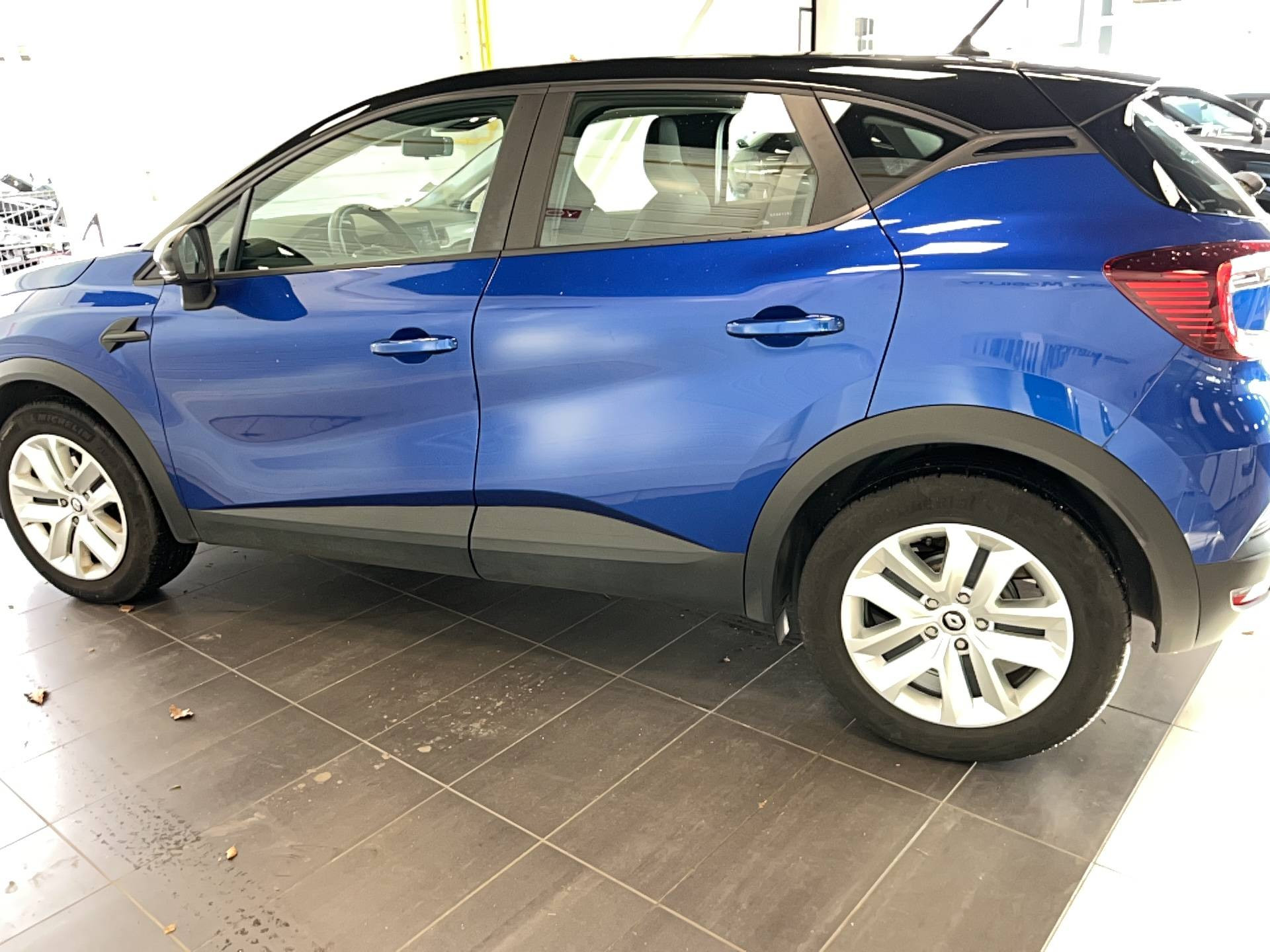 Vente en ligne Renault Captur  E-Tech 145 - 21 au prix de 19 490 €