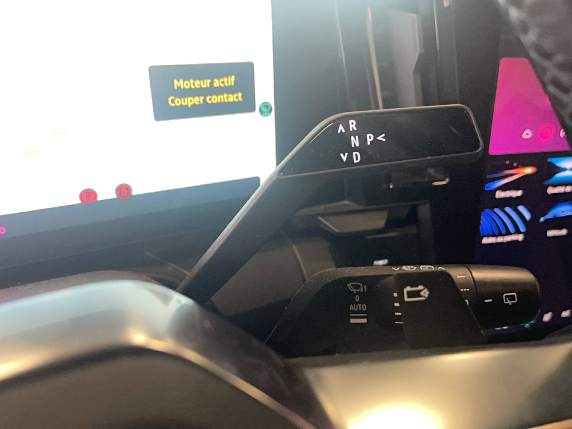 Vente en ligne Renault Megane E-Tech  EV40 130ch standard charge au prix de 18 990 €