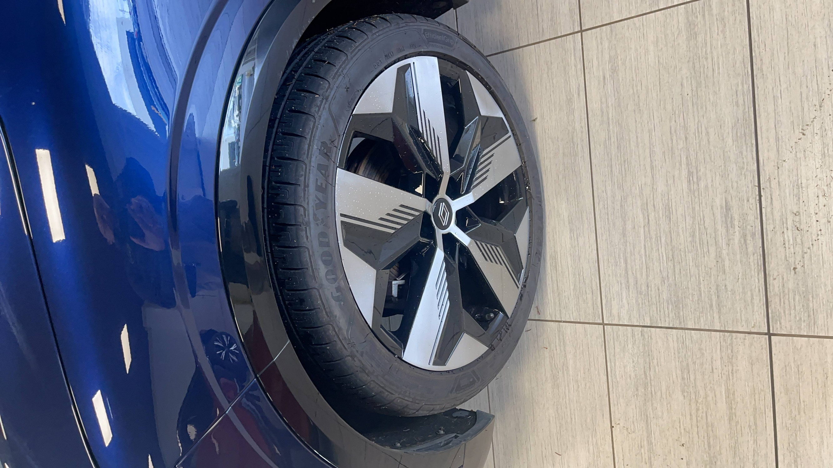 Vente en ligne Renault Megane E-Tech  EV40 130ch standard charge au prix de 18 990 €