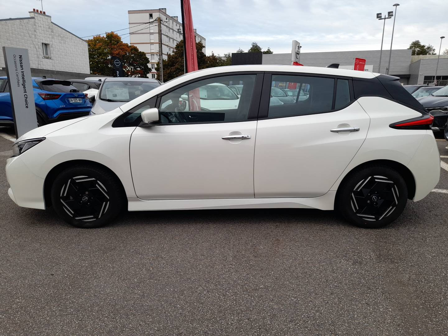 Vente en ligne Nissan Leaf  2023 ACENTA 40KWH au prix de 17 490 €