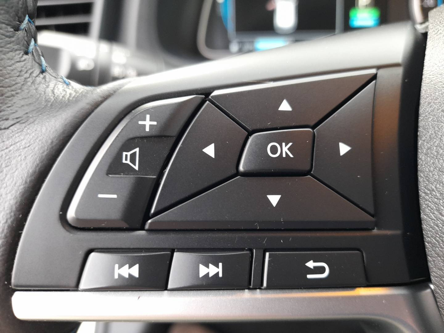 Vente en ligne Nissan Leaf  2023 ACENTA 40KWH au prix de 17 490 €