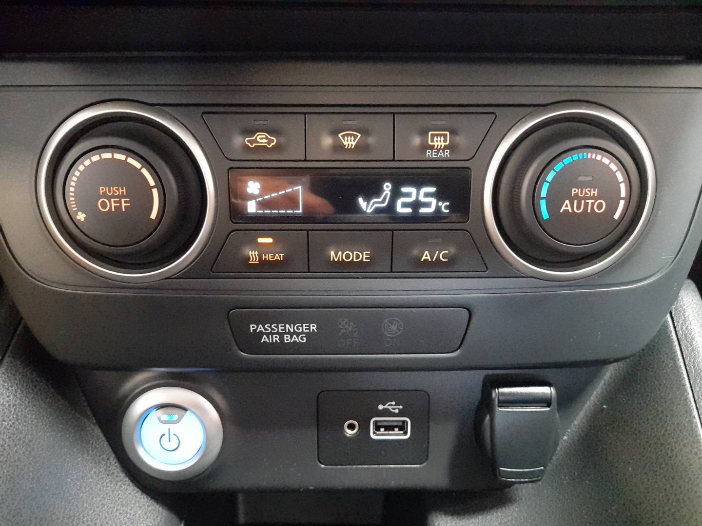 Vente en ligne Nissan Leaf  Electrique 40kWh au prix de 14 790 €