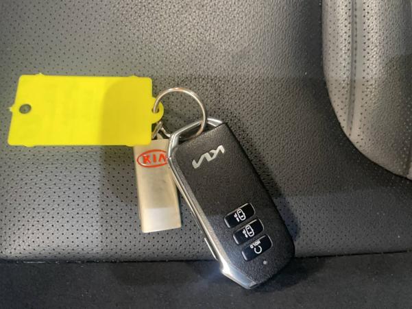 Vente en ligne Kia Sportage  1.6 T-GDi 230ch ISG Hybride BVA6 4x2 au prix de 32 990 €