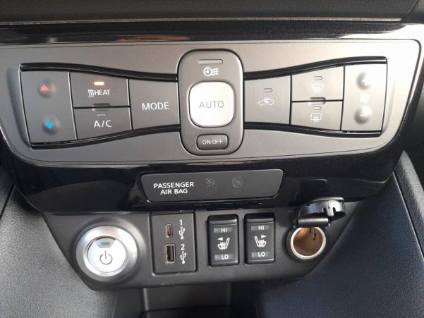 Vente en ligne Nissan Leaf Leaf Electrique 40kWh au prix de 17 490 €