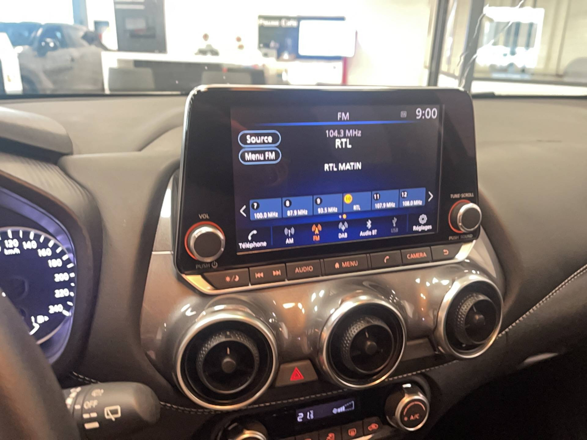 Vente en ligne Nissan Juke Juke DIG-T 114 au prix de 20 990 €