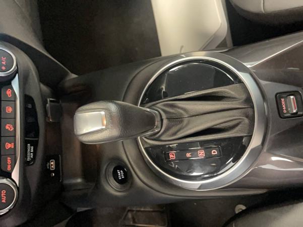 Vente en ligne Nissan Juke Juke HYBRID 143 au prix de 22 990 €