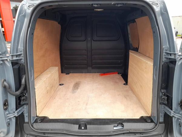 Vente en ligne Nissan Townstar Fourgon  L1 TCE 130 BVM au prix de 13 990 €