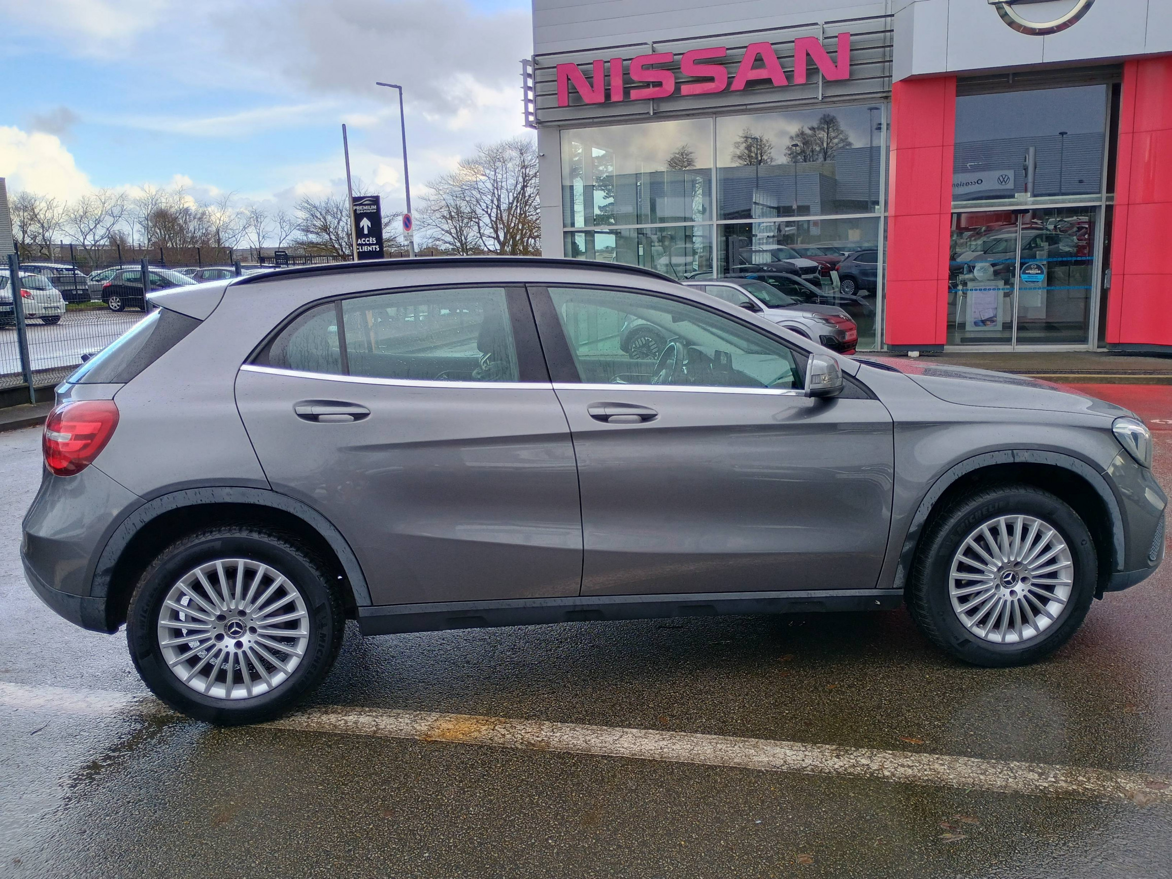 Vente en ligne Mercedes GLA GLA 200 D-G DCT au prix de 16 990 €