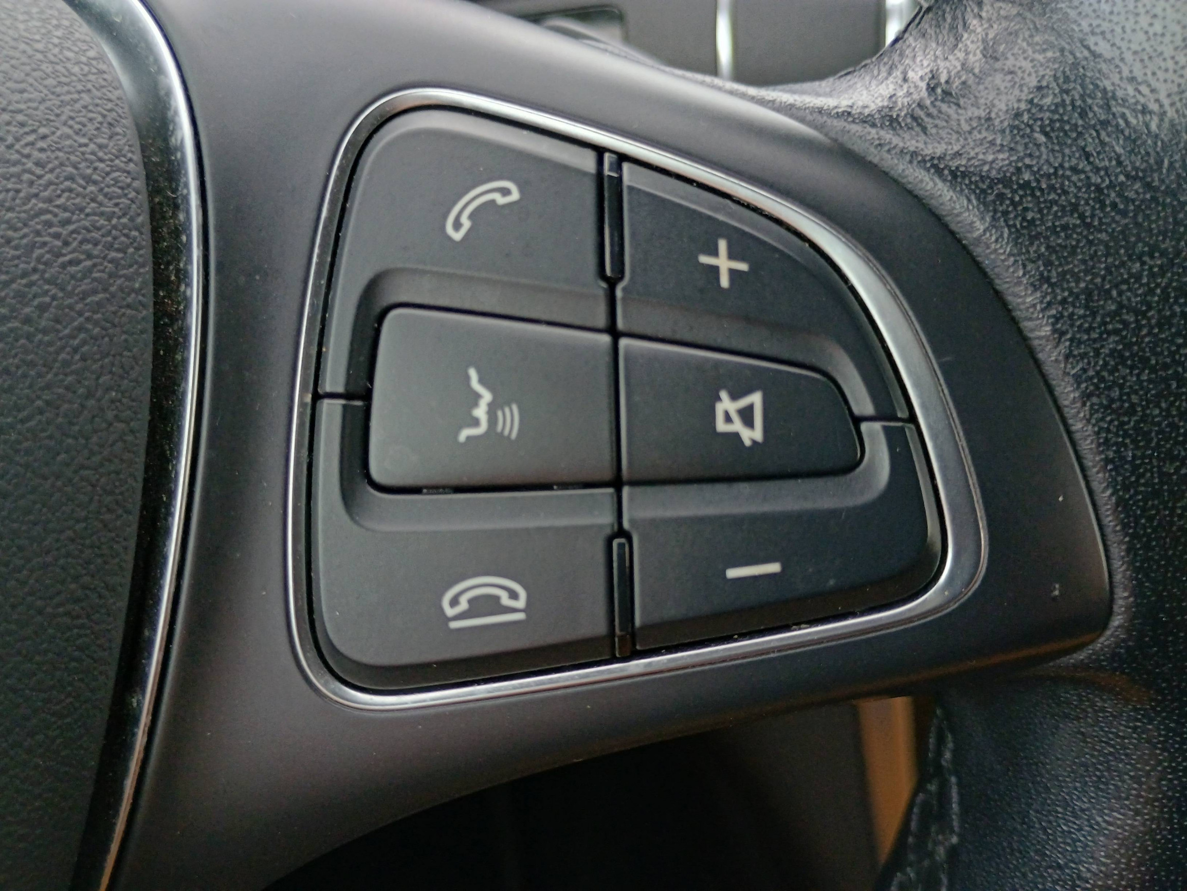 Vente en ligne Mercedes GLA GLA 200 D-G DCT au prix de 16 990 €