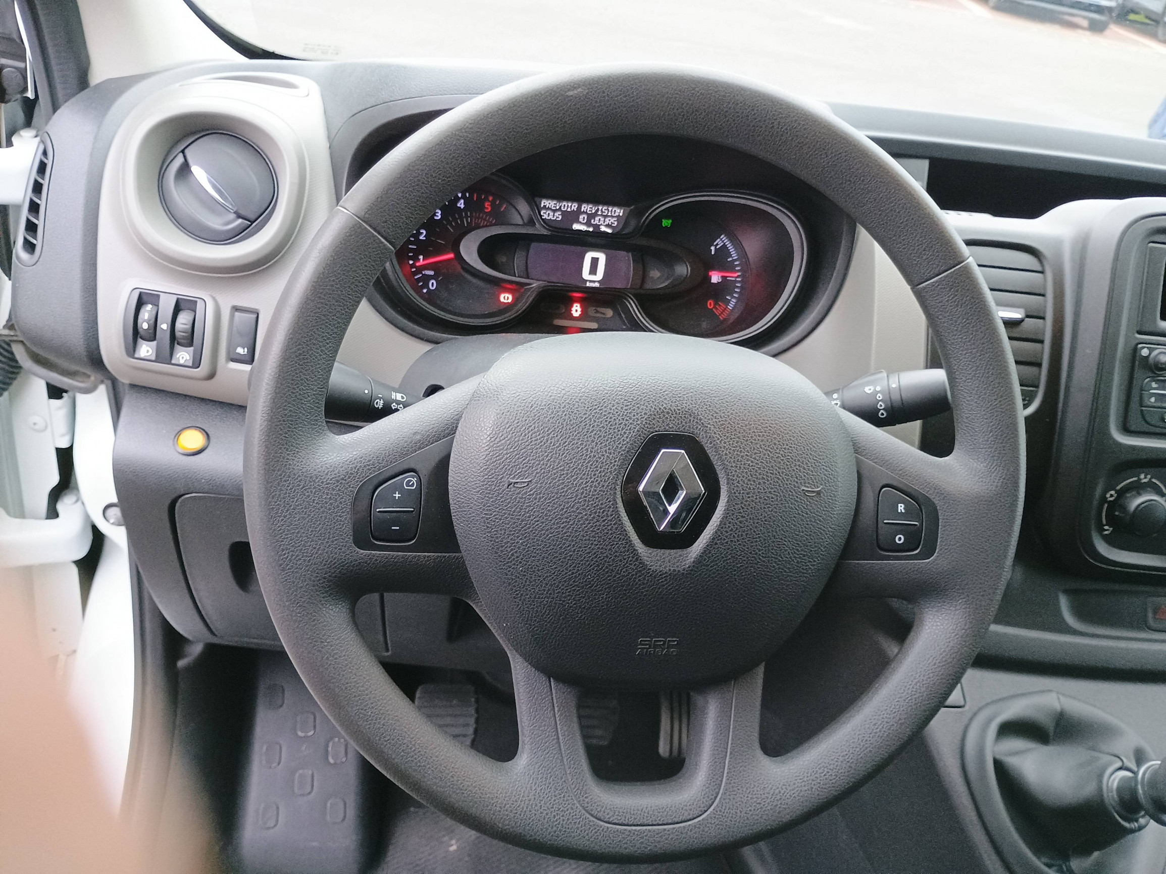 Vente en ligne Renault Trafic Cabine Approfondie TRAFIC CA L2H1 1200 KG DCI 120 E6 au prix de 17 990 €