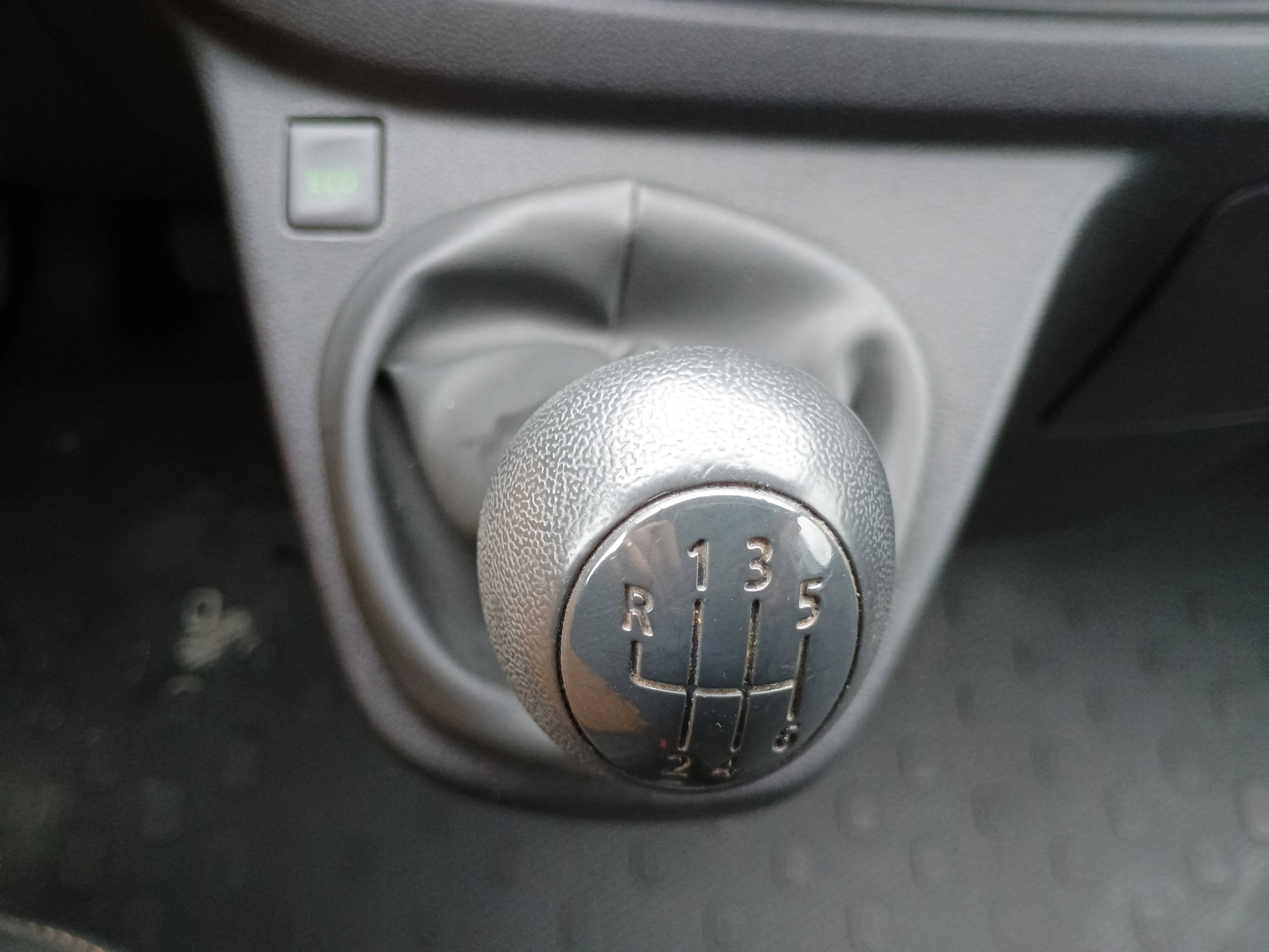 Vente en ligne Renault Trafic Cabine Approfondie TRAFIC CA L2H1 1200 KG DCI 120 E6 au prix de 17 990 €