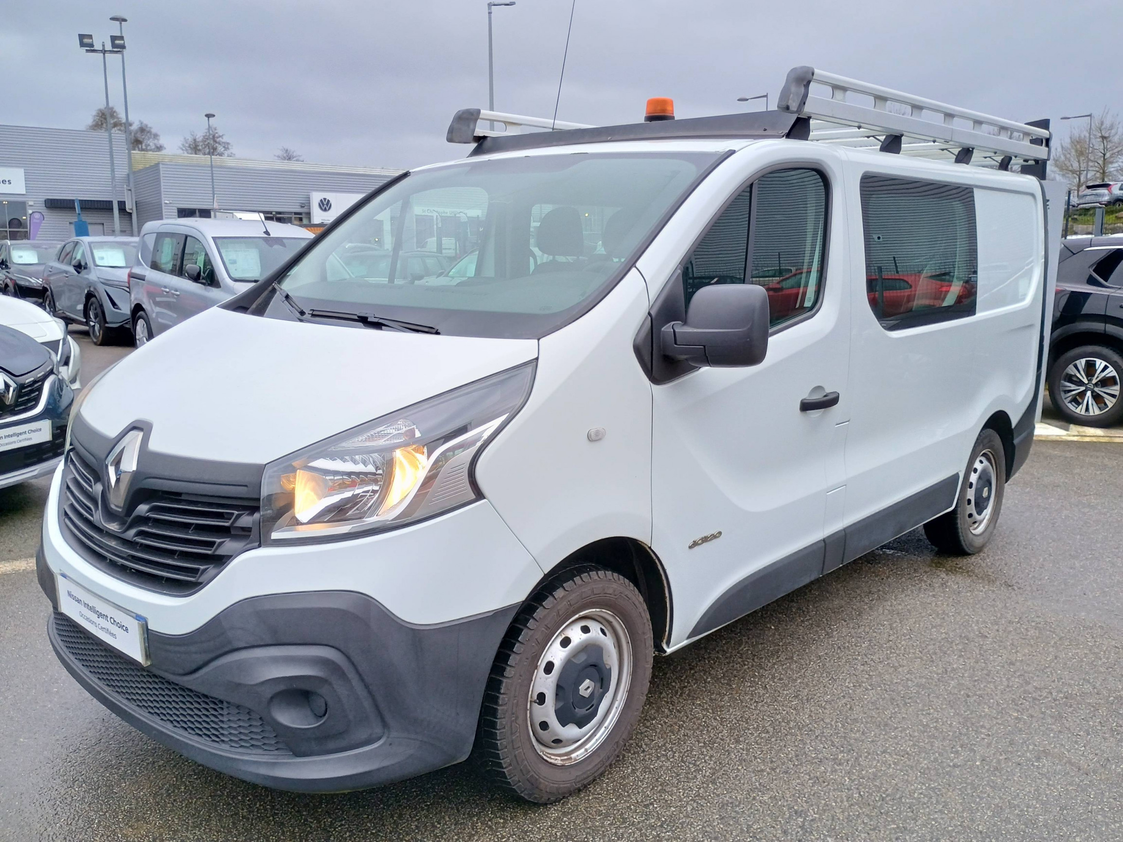 Renault Trafic Cabine Approfondie TRAFIC CA L2H1 1200 KG DCI 120 E6 occasion de 2017 en vente à Brest